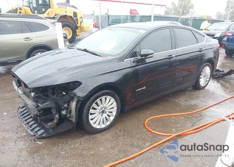 2014 Ford Fusion Hybrid Se z USA, uszkodzony, nr VIN 3FA6P0LU4ER268387